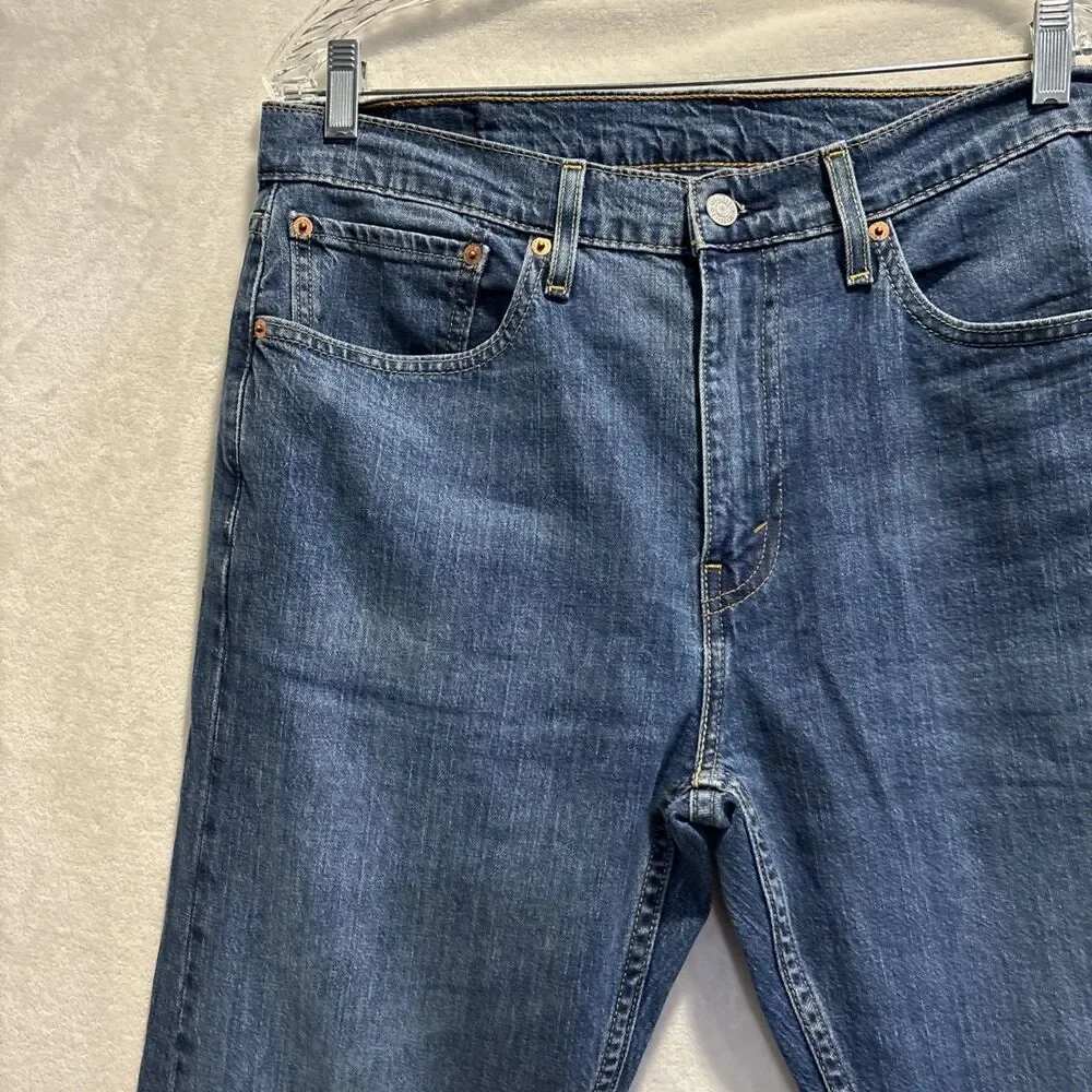 Levis 505 Jeans Men's 34x32 Blue Medium Wash Straight Leg Denim Pants Classic